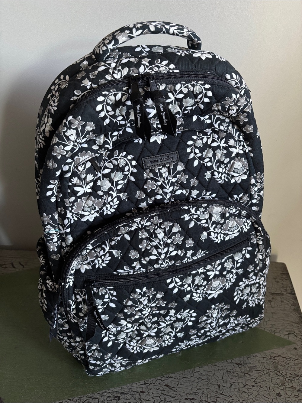 Vera Bradley Quilted Cotton Campus XL Backpack Black White Chandelier Noir NWOT